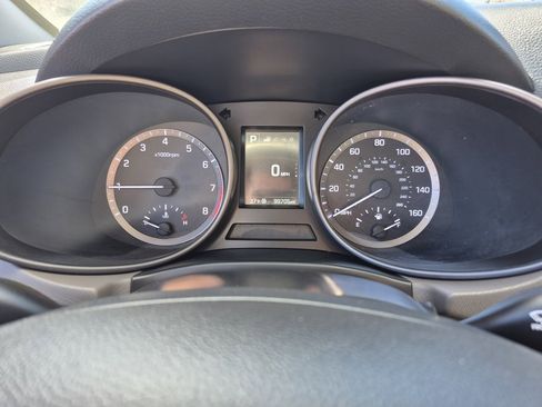 Used 2018 Hyundai Santa Fe Sport image 30