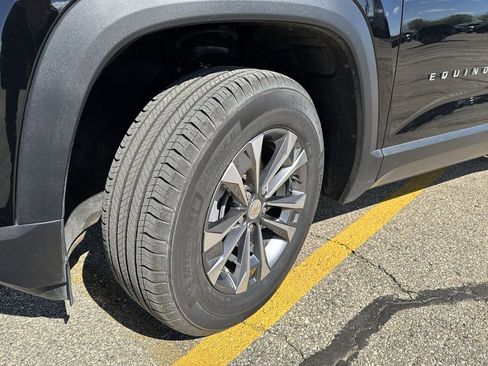 Certified 2026 Chevrolet Equinox LT AWD/4WD image 3