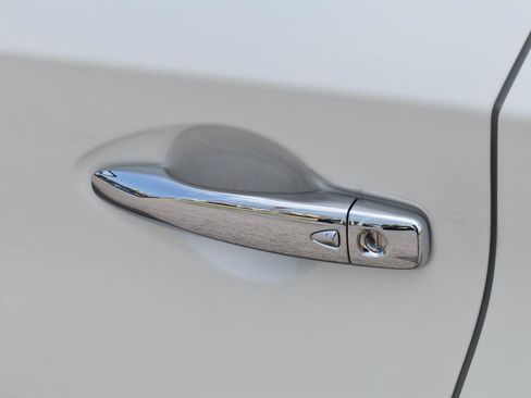 Used 2019 Nissan Murano SL w/ SL Technology Package FWD image 5