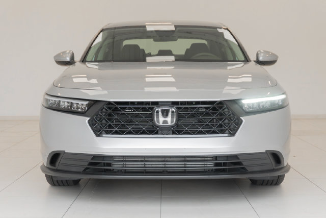 Certified 2025 Honda Accord LX image 20