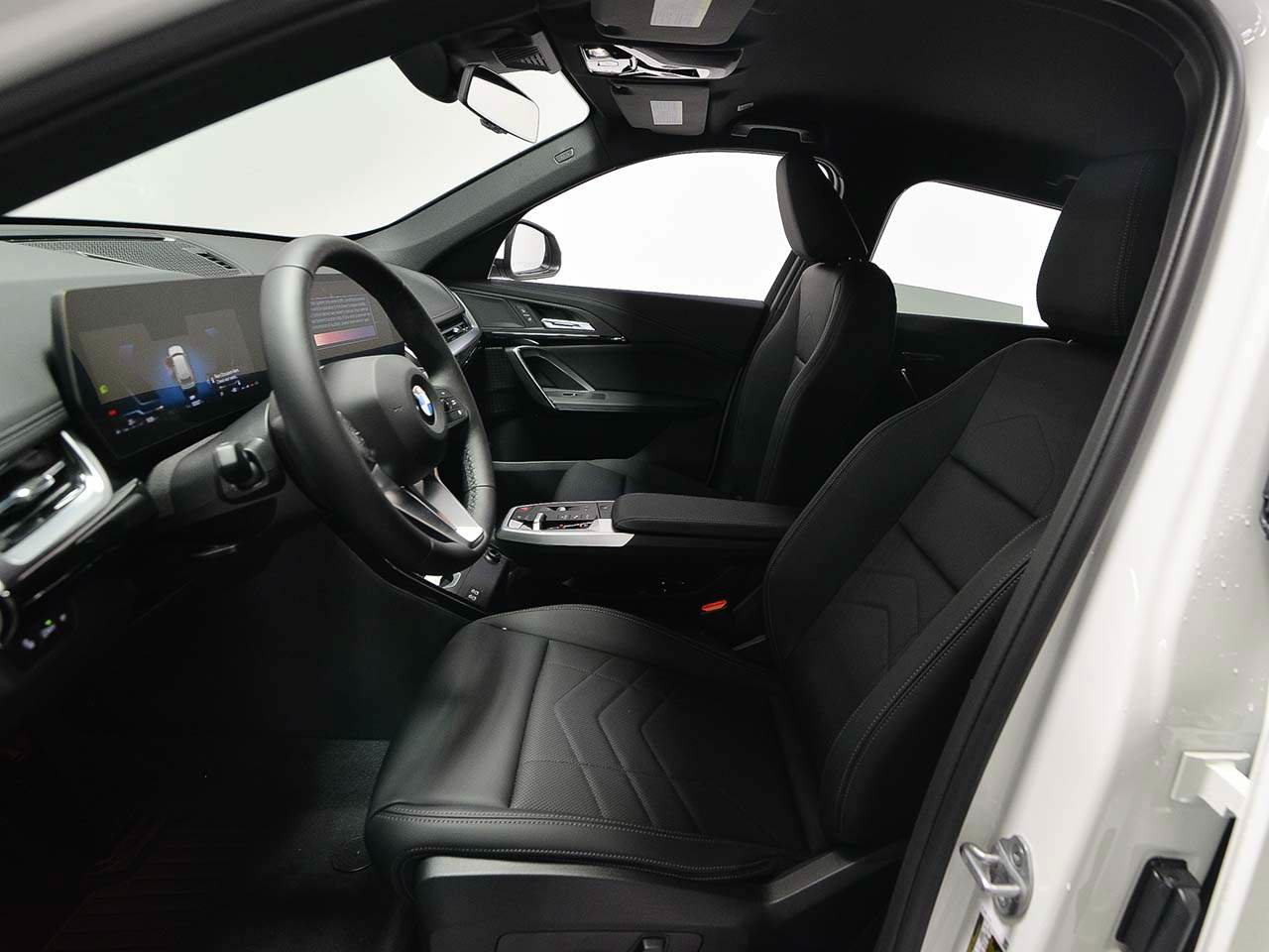 Used 2027 BMW X1 xDrive28i AWD/4WD image 7