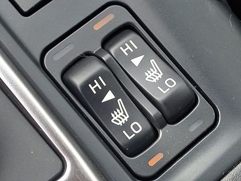 Certified 2023 Subaru Forester Premium AWD/4WD image 25