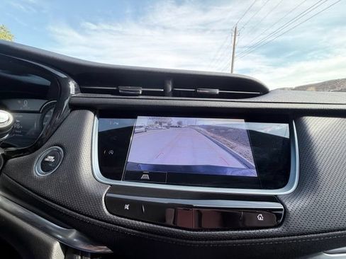 Used 2023 Cadillac XT5 Luxury FWD image 18