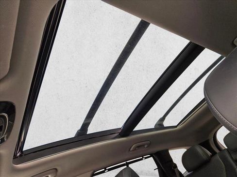 Used 2022 Hyundai Santa Fe SEL w/ Convenience + Premium Package image 14