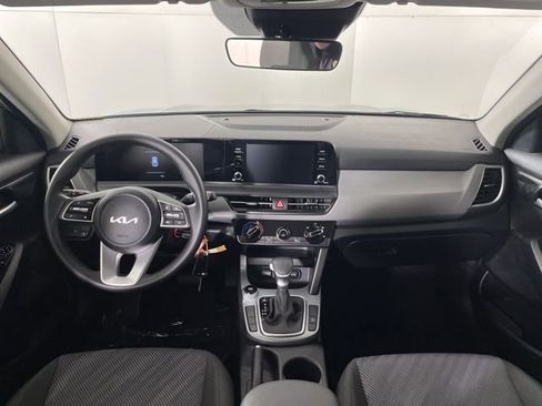 Used 2026 Kia Seltos LX image 29