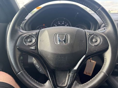 Used 2021 Honda HR-V Sport image 13
