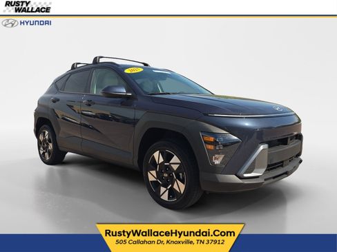 Certified 2025 Hyundai Kona SEL AWD/4WD image 1