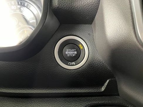 Used 2019 RAM 1500 Big Horn AWD/4WD image 20