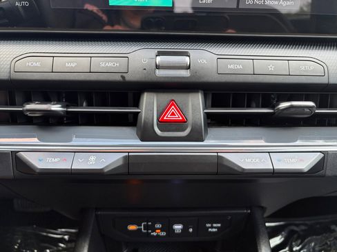 Used 2025 Kia K4 GT-Line image 17