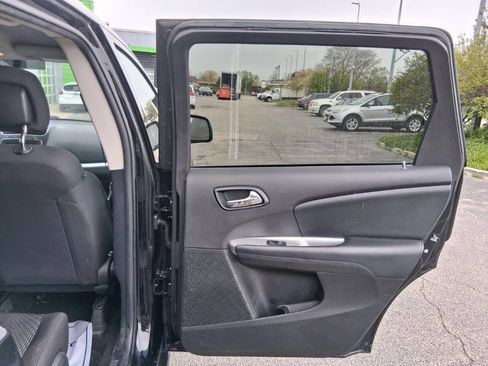 Used 2018 Dodge Journey SE FWD image 14