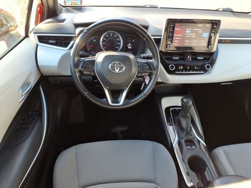Certified 2021 Toyota Corolla SE w/ Carpet Mat Package (TMS) FWD image 8