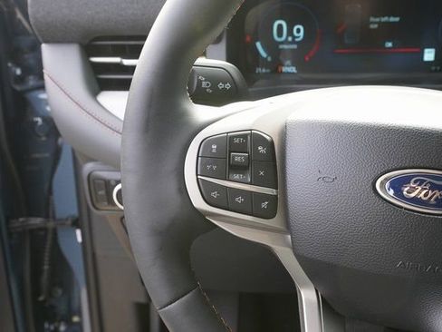 New 2025 Ford Explorer Active w/ Active Comfort Package image 22