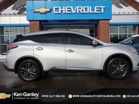 Used 2017 Nissan Murano SV w/ Premium Plus Package image 1