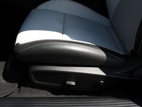 Used 2023 Dodge Challenger SRT Hellcat w/ Driver Convenience Group RWD image 15