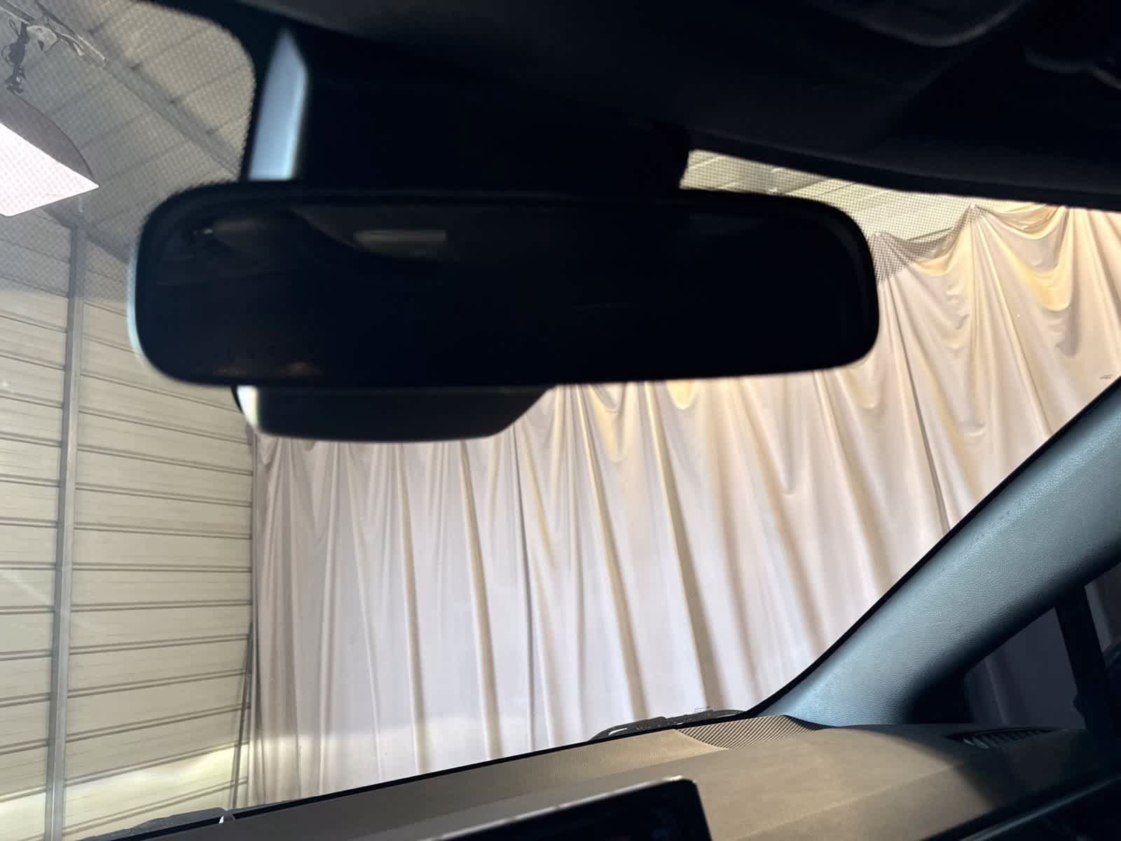 Used 2020 Toyota Corolla SE w/ Carpet Mat Package (TMS) FWD image 29