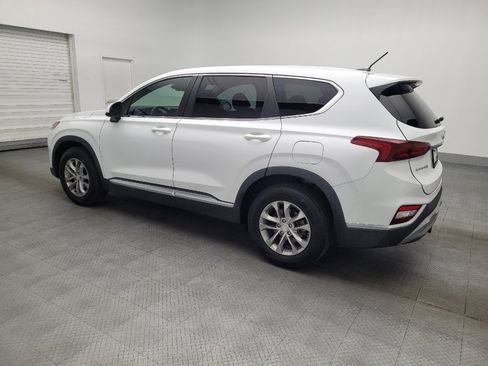 Used 2019 Hyundai Santa Fe SE image 3