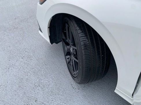 Certified 2024 Honda Civic Sport image 23