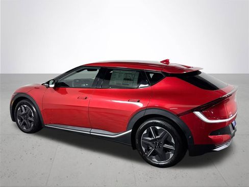 New 2025 Kia EV6 Light w/ Light LR Technology Package image 8