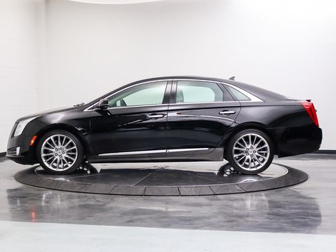 Used 2014 Cadillac XTS Platinum AWD/4WD image 2