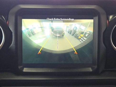 Used 2021 Jeep Wrangler Unlimited Rubicon image 18