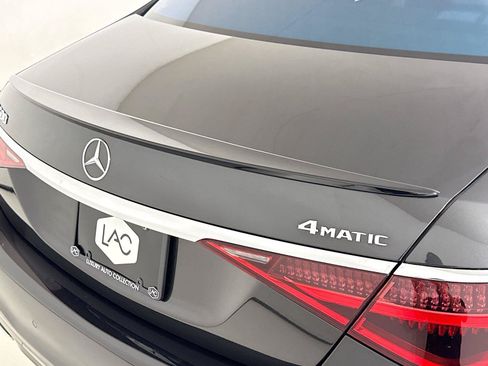 Used 2023 Mercedes-Benz S 500 4MATIC image 31