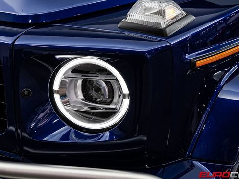 Used 2022 Mercedes-Benz G 63 AMG 4MATIC w/ G Manufaktur Interior Package image 10