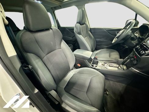 Used 2024 Subaru Forester Premium AWD/4WD image 29