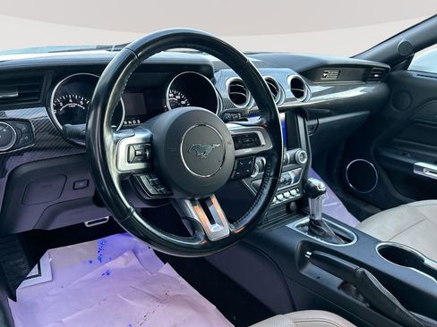 Used 2020 Ford Mustang Premium RWD image 13