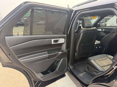 Used 2020 Ford Explorer ST w/ ST Street Pack AWD/4WD image 21