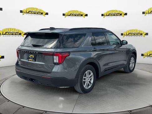 New 2026 Ford Explorer Active RWD image 6