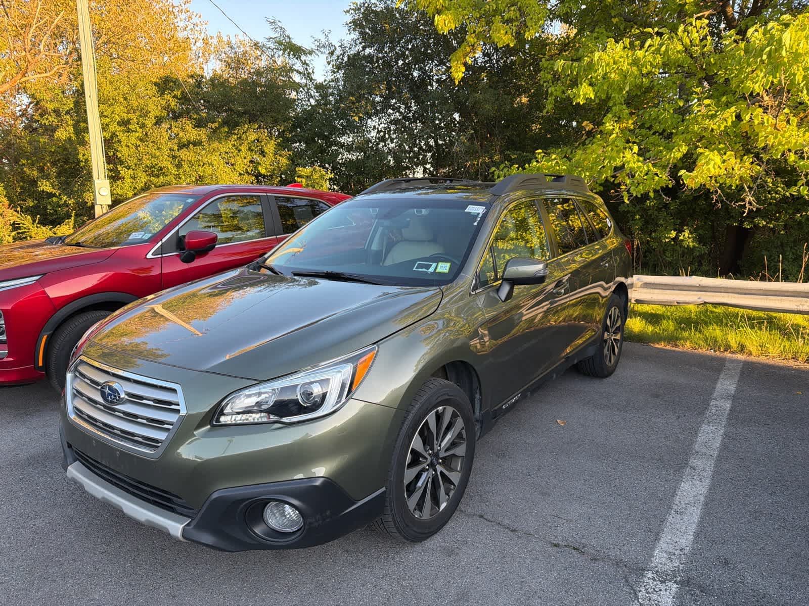 Used 2017 Subaru Outback 3.6R Limited AWD/4WD image 40