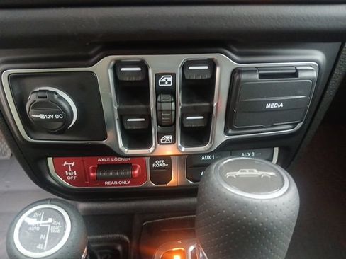 New 2026 Jeep Gladiator Mojave AWD/4WD image 43