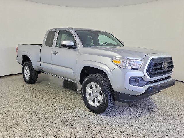 Used 2022 Toyota Tacoma SR w/ SR Convenience Package RWD image 4