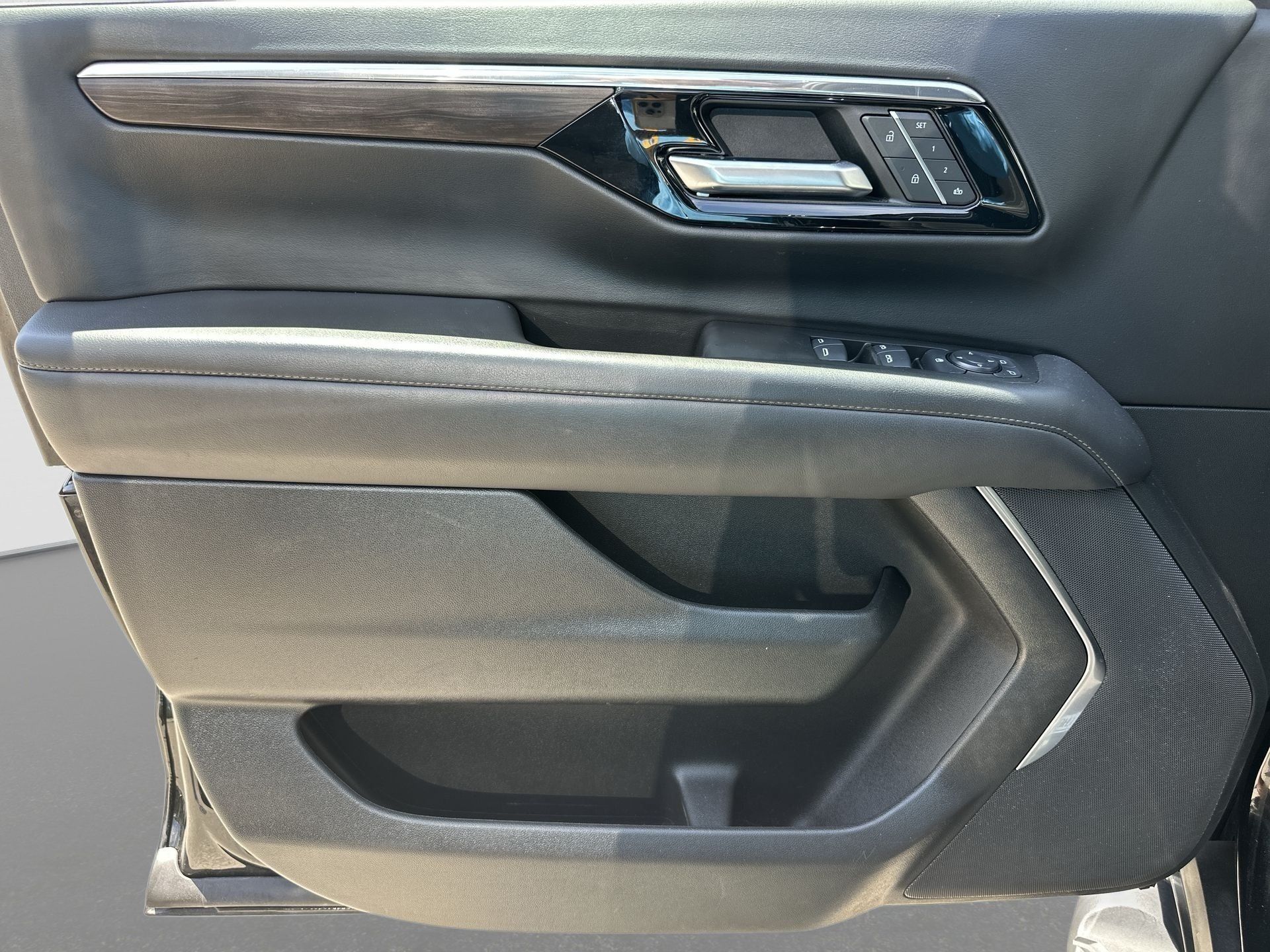 Certified 2025 Chevrolet Tahoe Z71 AWD/4WD image 22