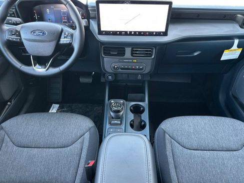 New 2025 Ford Maverick XLT w/ XLT Luxury Package image 13