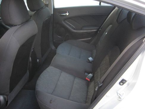 Used 2014 Kia Forte LX FWD image 10