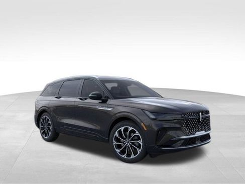 New 2026 Lincoln Nautilus Reserve AWD/4WD image 8