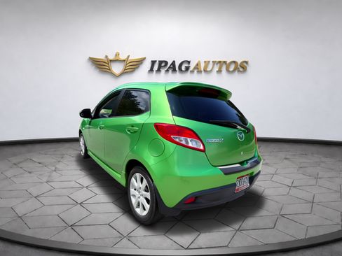 Used 2011 MAZDA MAZDA2 Touring FWD image 4