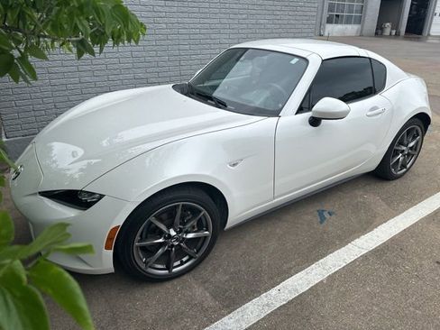 Used 2023 MAZDA MX-5 Miata Grand Touring RWD image 2