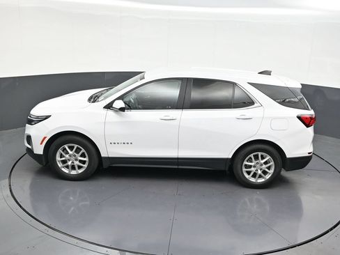 Used 2022 Chevrolet Equinox LT FWD image 16