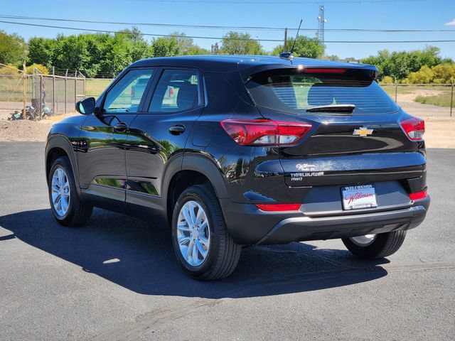 Used 2026 Chevrolet TrailBlazer LS AWD/4WD image 5