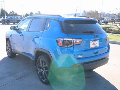 New 2026 Jeep Compass Latitude image 22