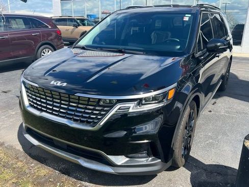 Used 2024 Kia Carnival SX Prestige image 5