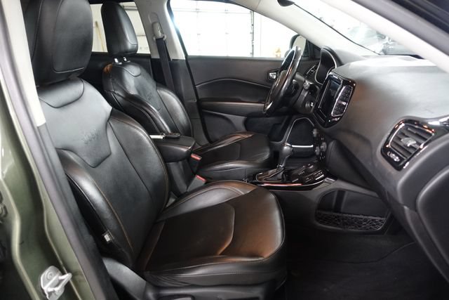 Used 2020 Jeep Compass Limited AWD/4WD image 25