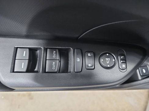 Used 2019 Honda Civic LX image 25