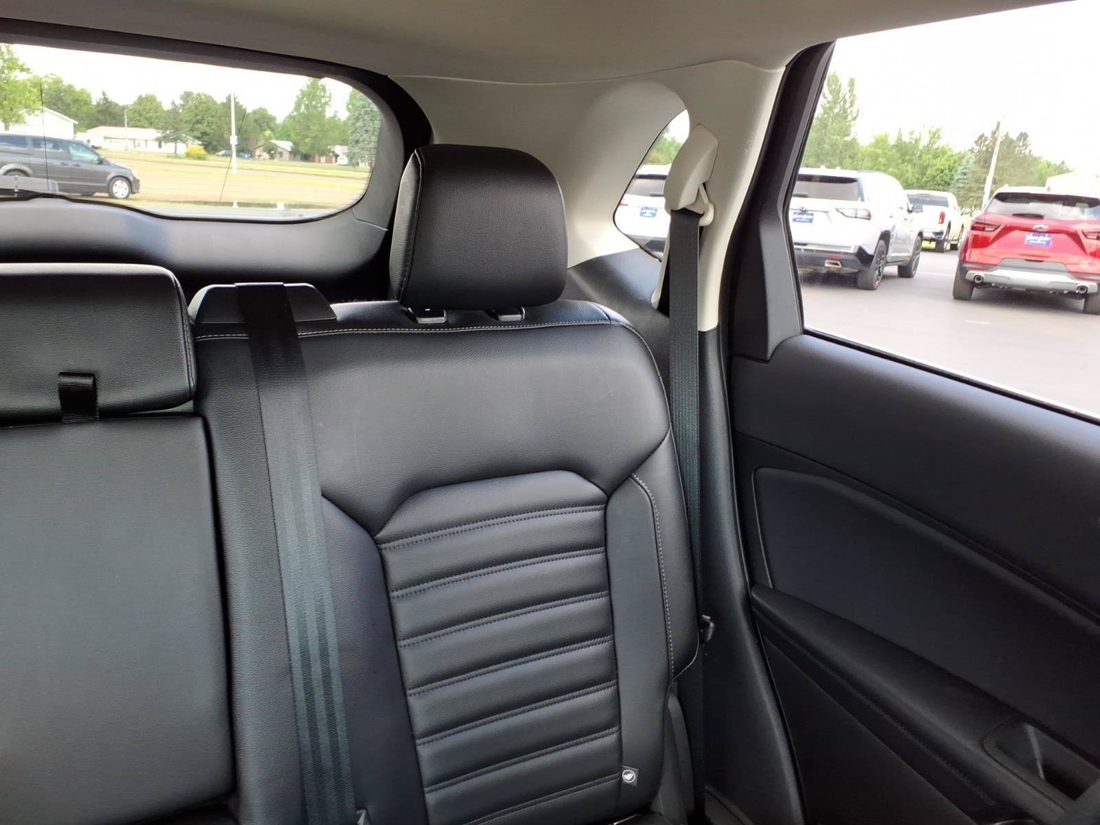 Used 2023 Ford Edge SEL w/ Convenience Package AWD/4WD image 15