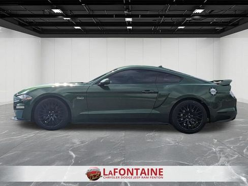 Used 2022 Ford Mustang GT w/ GT Performance Package RWD image 2
