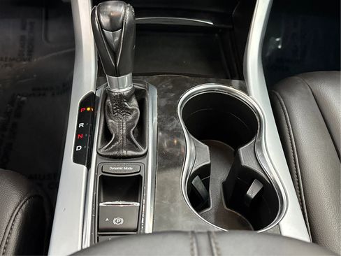 Used 2020 Acura TLX FWD image 22