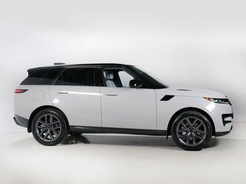 New 2026 Land Rover Range Rover Sport SE AWD/4WD image 30