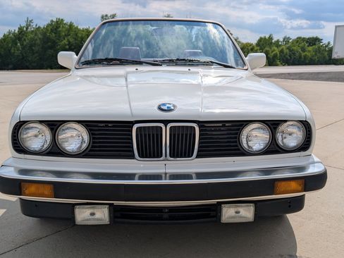 Used 1987 BMW 325i Convertible RWD image 24